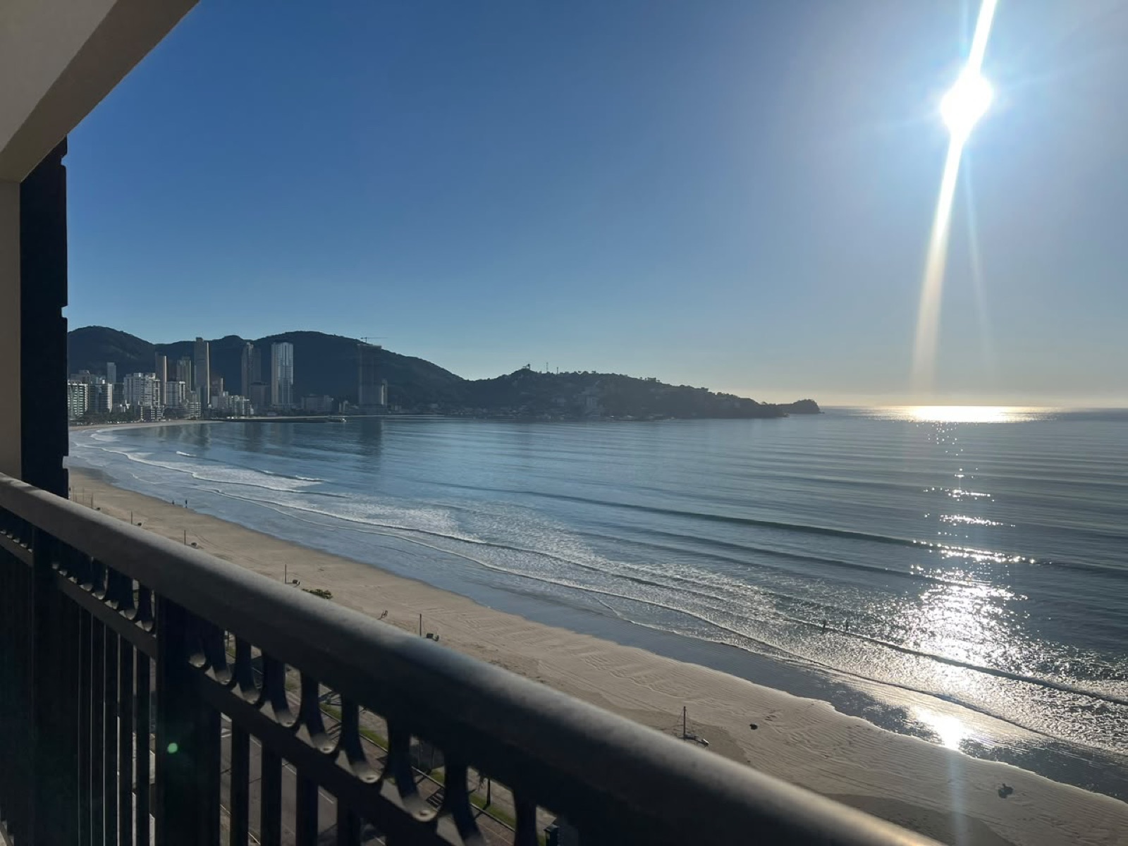 Apartamento 4 suítes vista mar - código LAZ-16168