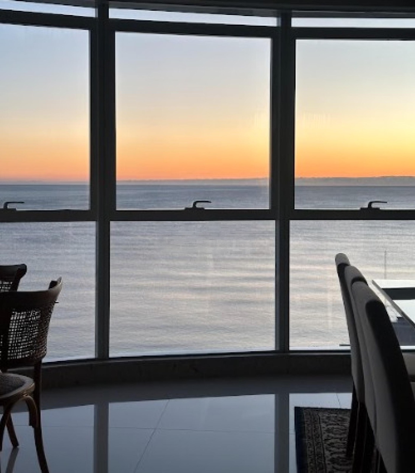 Apartamento 4 suítes vista mar - código LAZ-16302